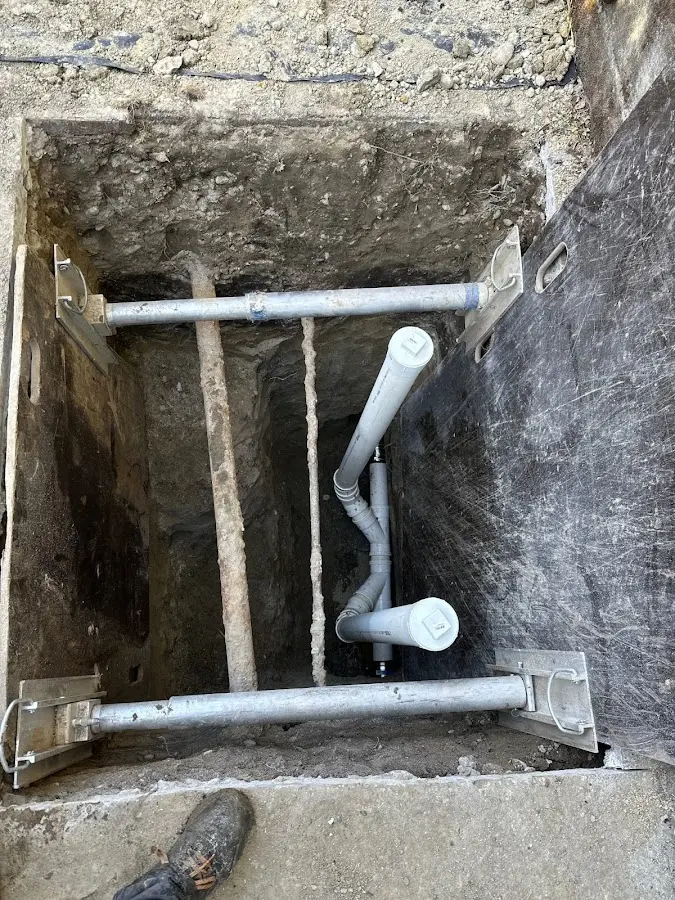 Experienced plumber completing Gas Line Repair work in Bay St. Louis
